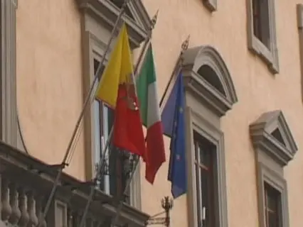 Anac boccia il bando rifiuti da 80 milioni a Catanzaro: troppi vincoli alla concorrenza, gara da rifare