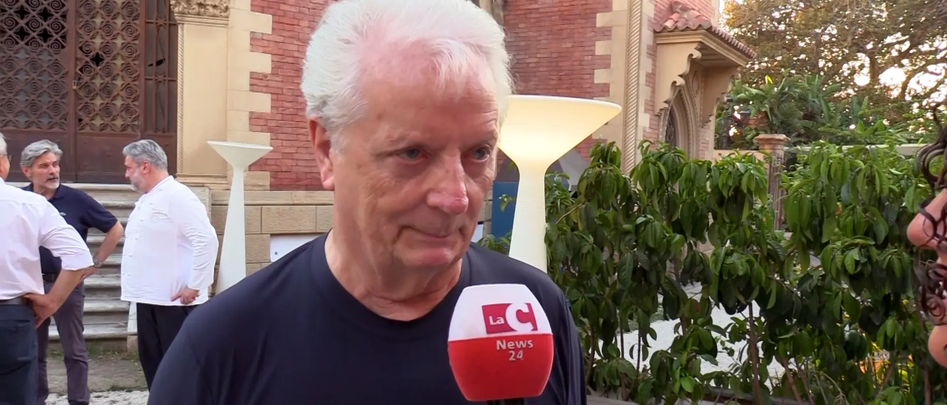 Iginio Massari a Reggio Calabria racconta l’amore per il Bergamotto: «Dalla pasticceria alla scienza, è oro di Calabria»\n