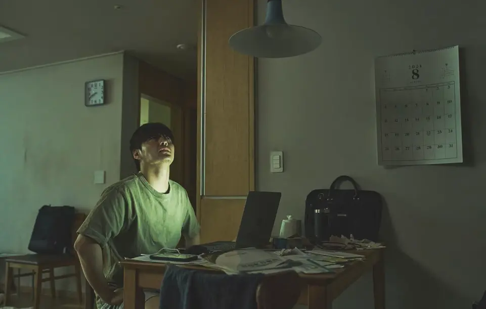 Dal sogno alla trappola: “84m²”, il film coreano su Netflix che trasforma una casa in un incubo