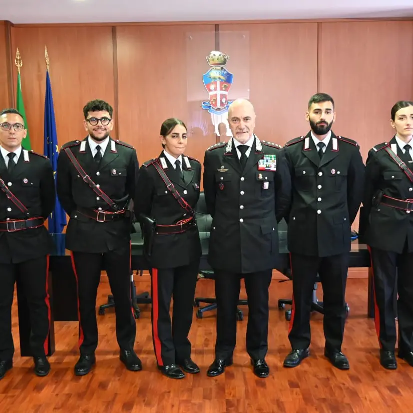 Cosenza, consegna dei gradi ad 11 Sovrintendenti dei Carabinieri