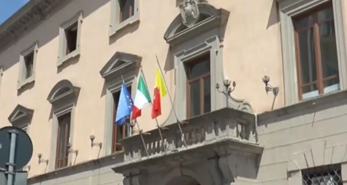 Tempesta su Catanzaro Servizi: il sindaco Fiorita nel mirino delle opposizioni
