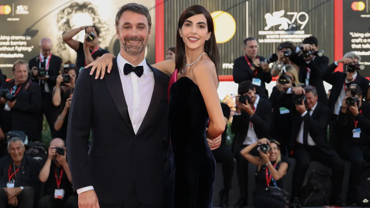Rocío smentisce Raoul: «Altro che separati da tempo. Vivevamo ancora insieme, è falso»\n