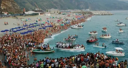 Tonnara di Palmi, festa di Maria Santissima dell’Alto Mare a metà: per un litigio annullata la processione delle barche\n