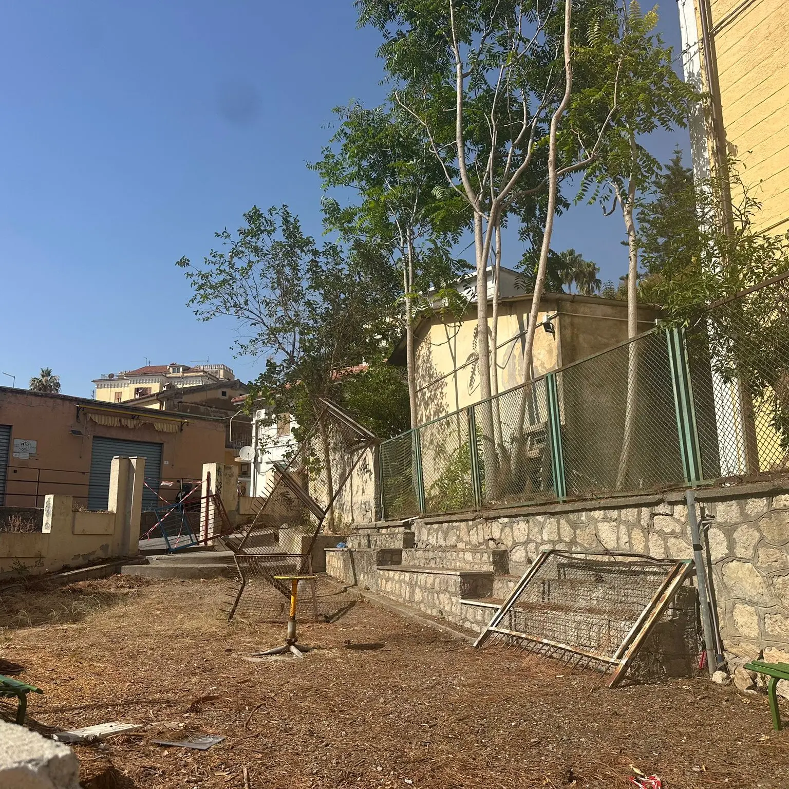 «Scempio a Via delle Mimose»: Insieme per Paola accusa l’amministrazione Perrotta\n