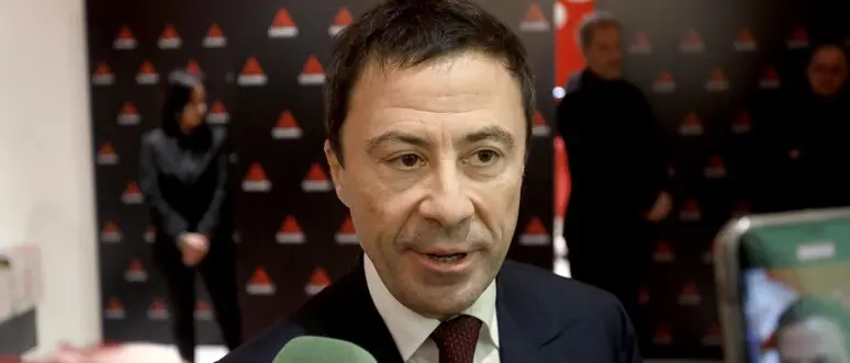 Il “profeta” Bocchino e l’avviso a Ricci: veggenza, caso o fuga di notizie?\n