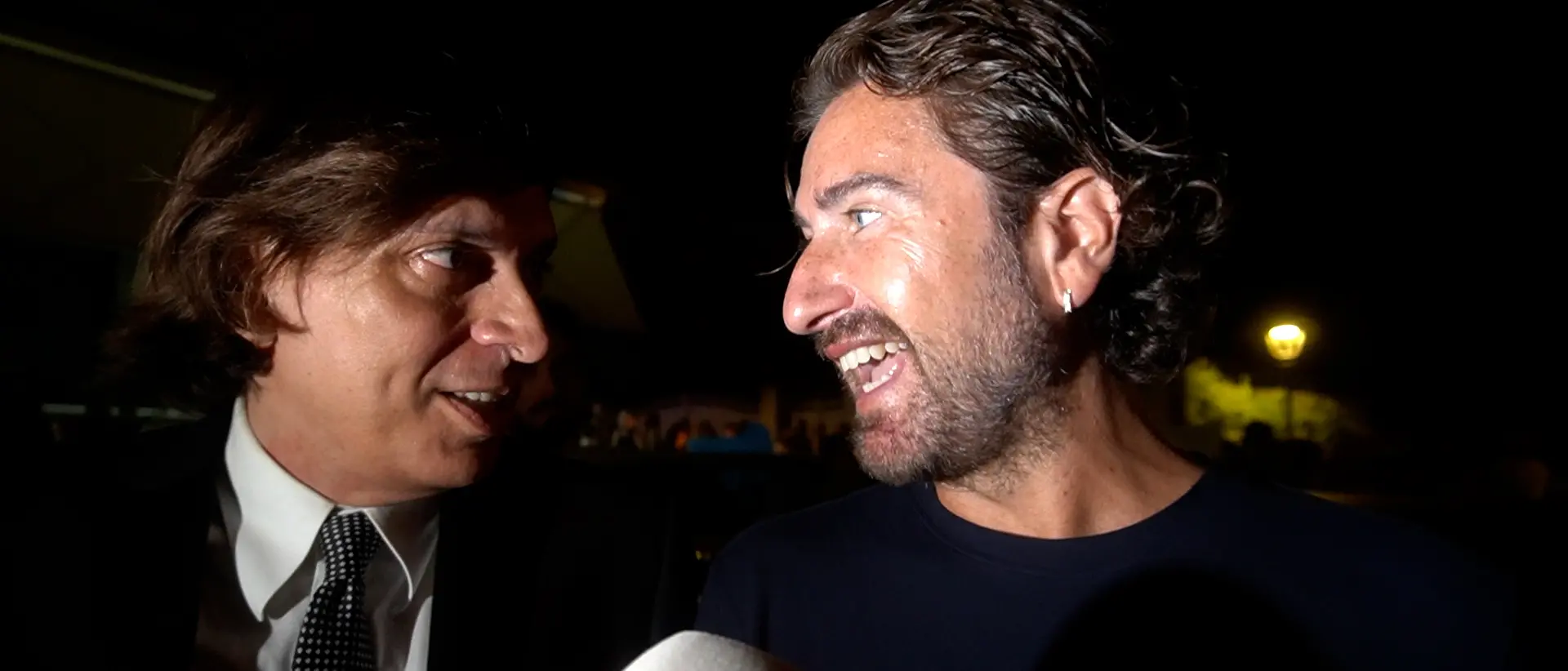 San Nicola Arcella, l'ironia di Alessandro Siani chiude l’Iconic film festival\n