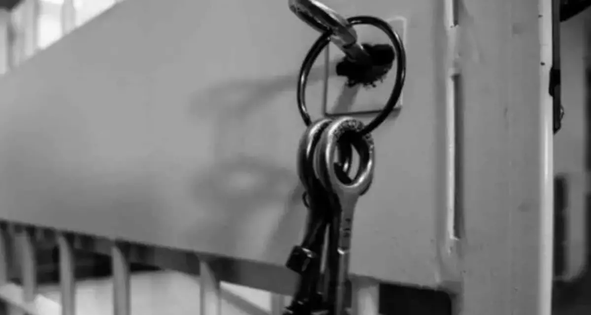 La Corte dei Conti fotografa il sovraffollamento nelle carceri calabresi: Locri 127 detenuti\u00A0ma la capienza è di 86\n