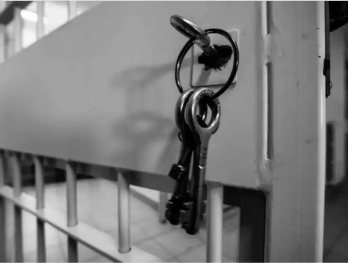 La Corte dei Conti fotografa il sovraffollamento nelle carceri calabresi: Locri 127 detenuti\u00A0ma la capienza è di 86\n