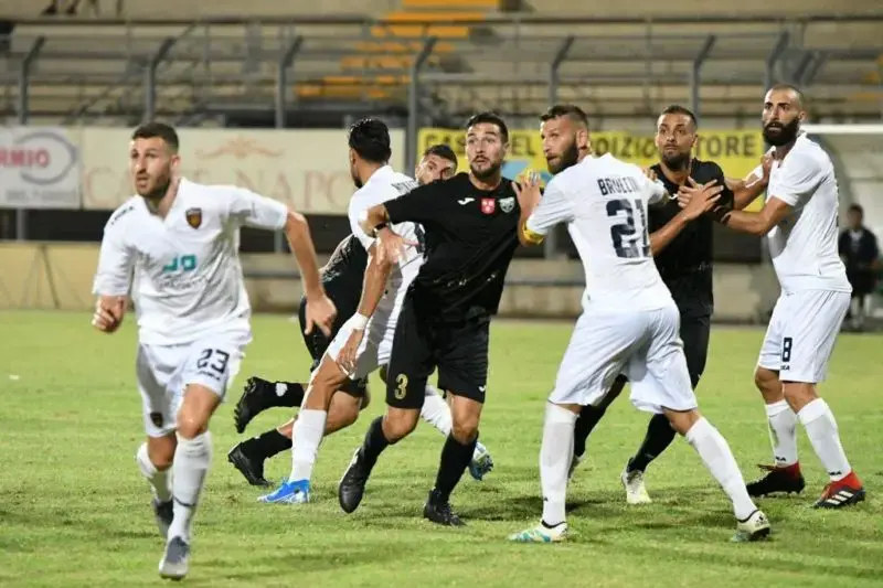 Per il Cosenza Calcio sarà Monopoli-bis: in Puglia anche l’esordio in campionato