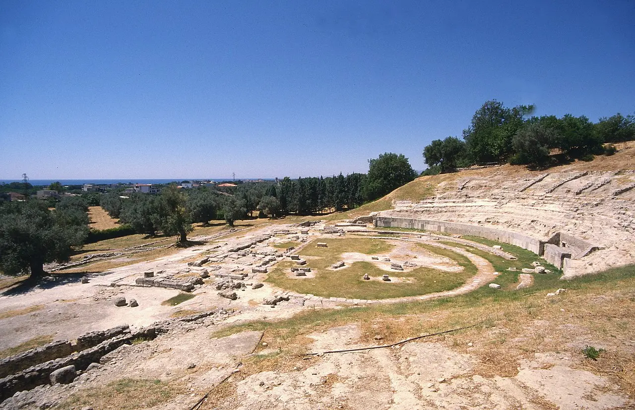 Il lamento, l'eredità della tragedia greca nella cultura calabrese di ieri e di oggi\n