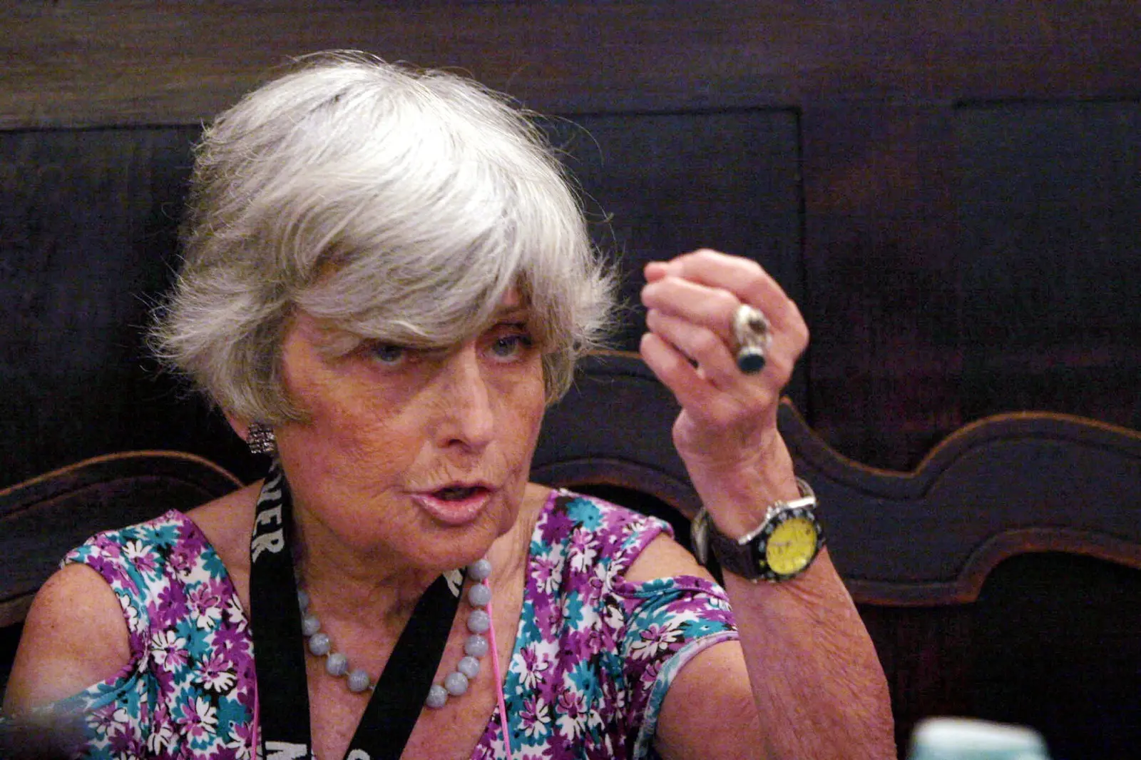 Adele Cambria, una donna oltre i ruoli: voce libera del giornalismo, della cultura e del femminismo italiano\n