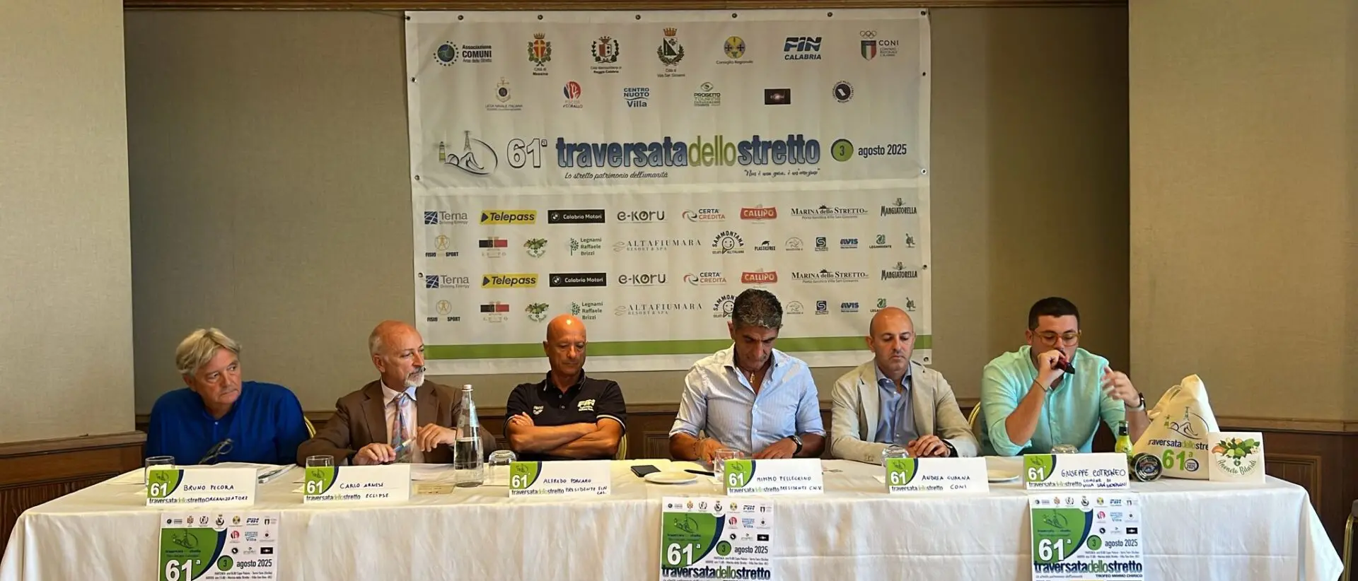 Traversata dello Stretto, domenica 80 atleti a nuoto da Messina a Villa San Giovanni per la 61esima edizione