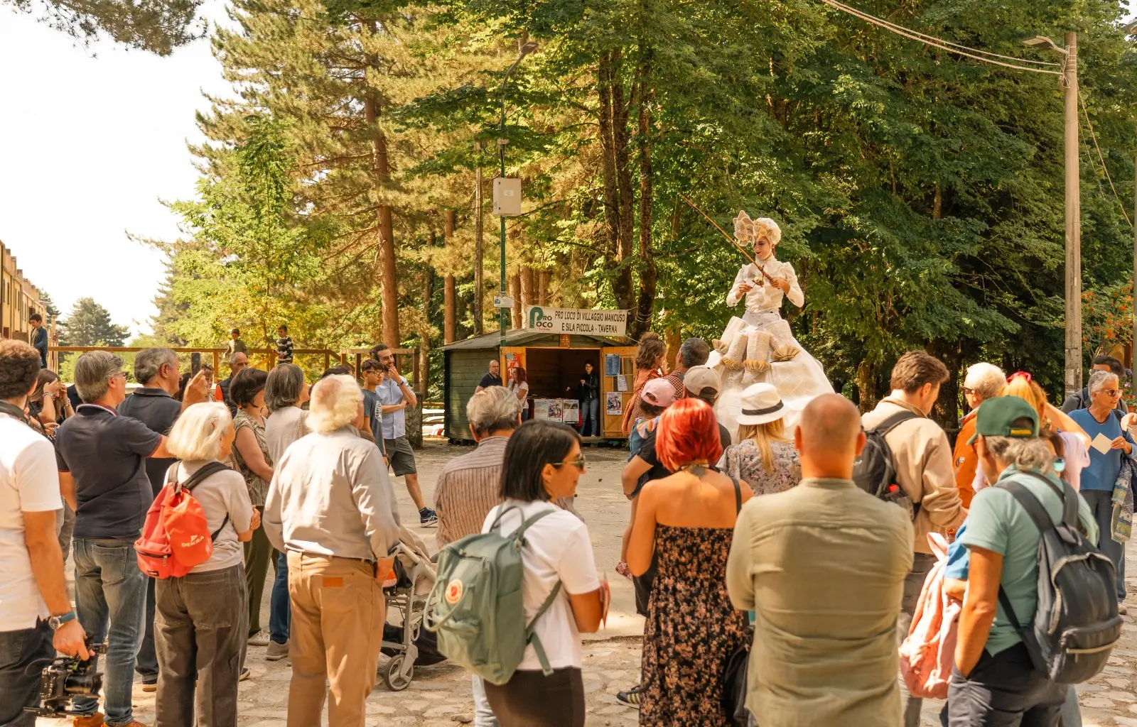Nel cuore della Sila\u00A0torna l’Hyle Book Festival: eventi\u00A0tra cultura, natura e sostenibilità\n