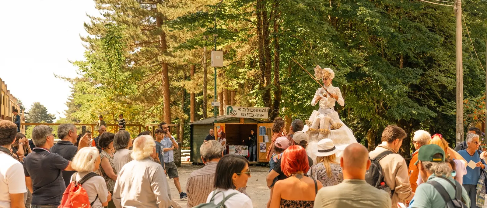 Nel cuore della Sila\u00A0torna l’Hyle Book Festival: eventi\u00A0tra cultura, natura e sostenibilità\n