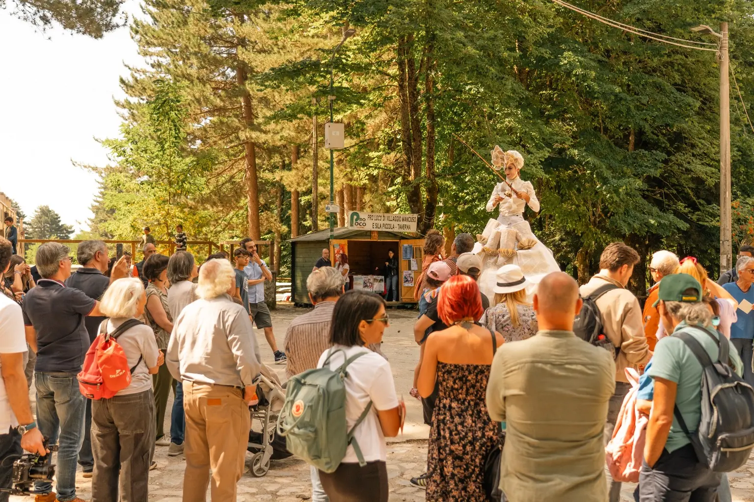 Nel cuore della Sila\u00A0torna l’Hyle Book Festival: eventi\u00A0tra cultura, natura e sostenibilità\n