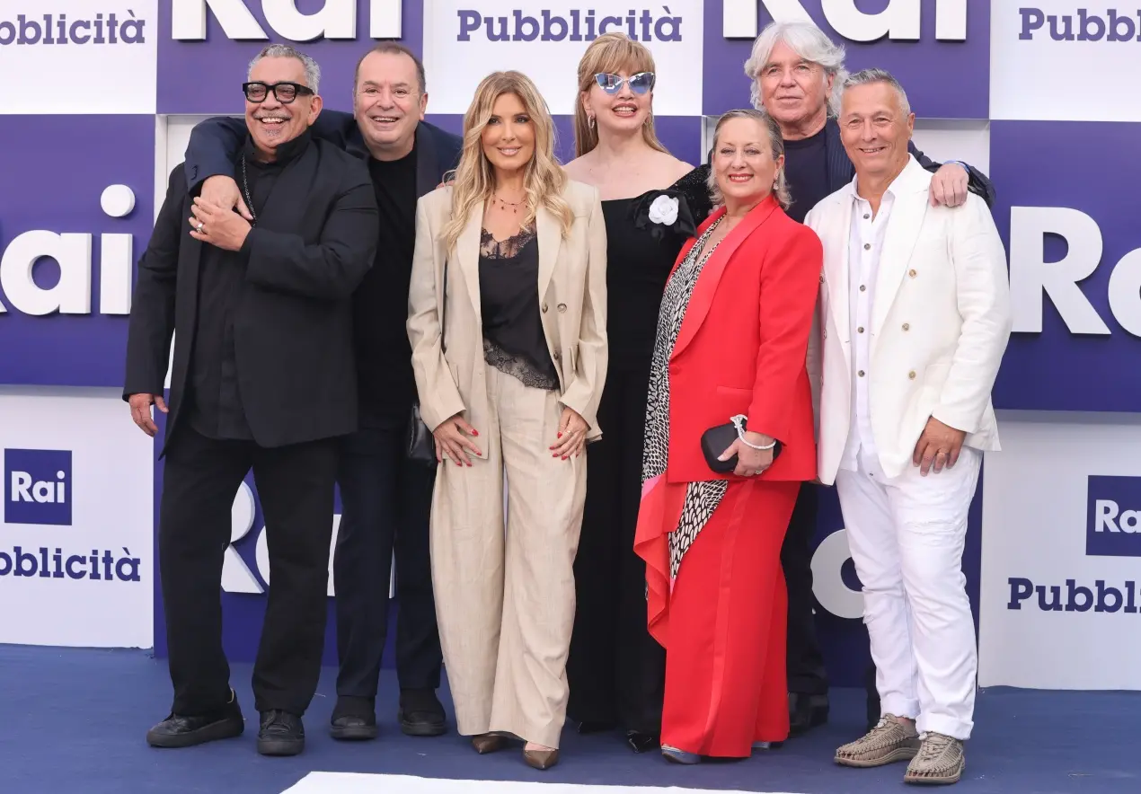 Ballando con le stelle, ventesima edizione da Oscar: torna Mariotto, ballerini e giudici confermati\n