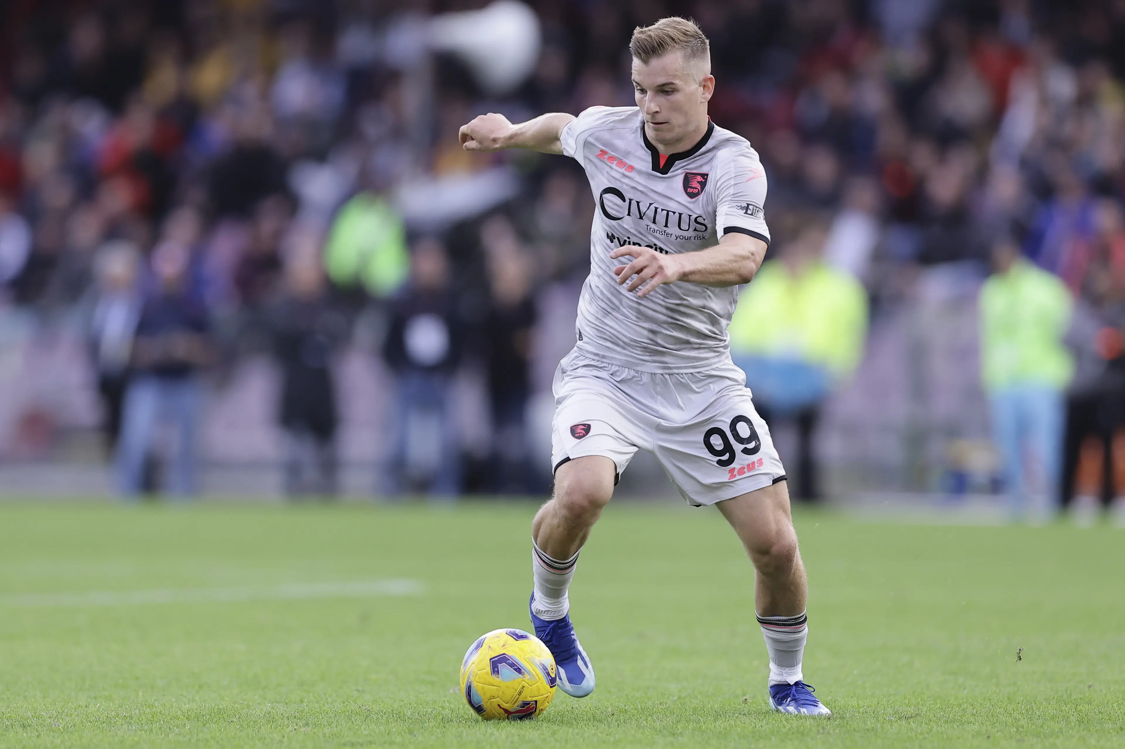 Calciomercato Catanzaro: scambio Brighenti–Legowski con la Salernitana? Biasci nel mirino di Modena e granata\n