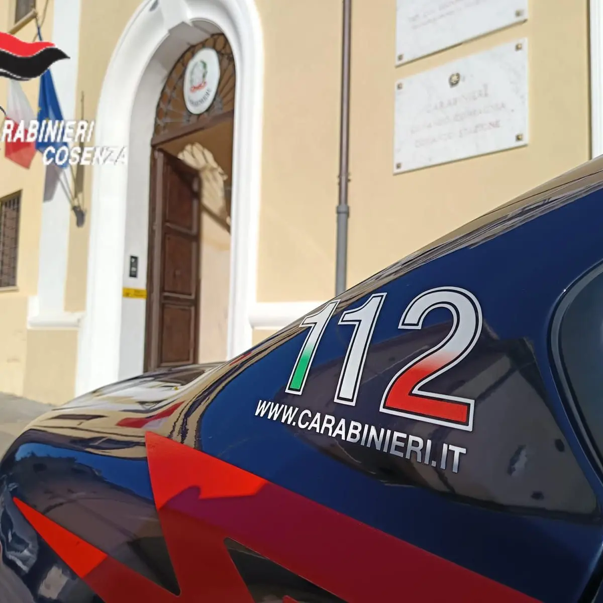 Castrovillari, fermato in strada e trovato con hashish: arrestato trentenne, in casa anche eroina\n