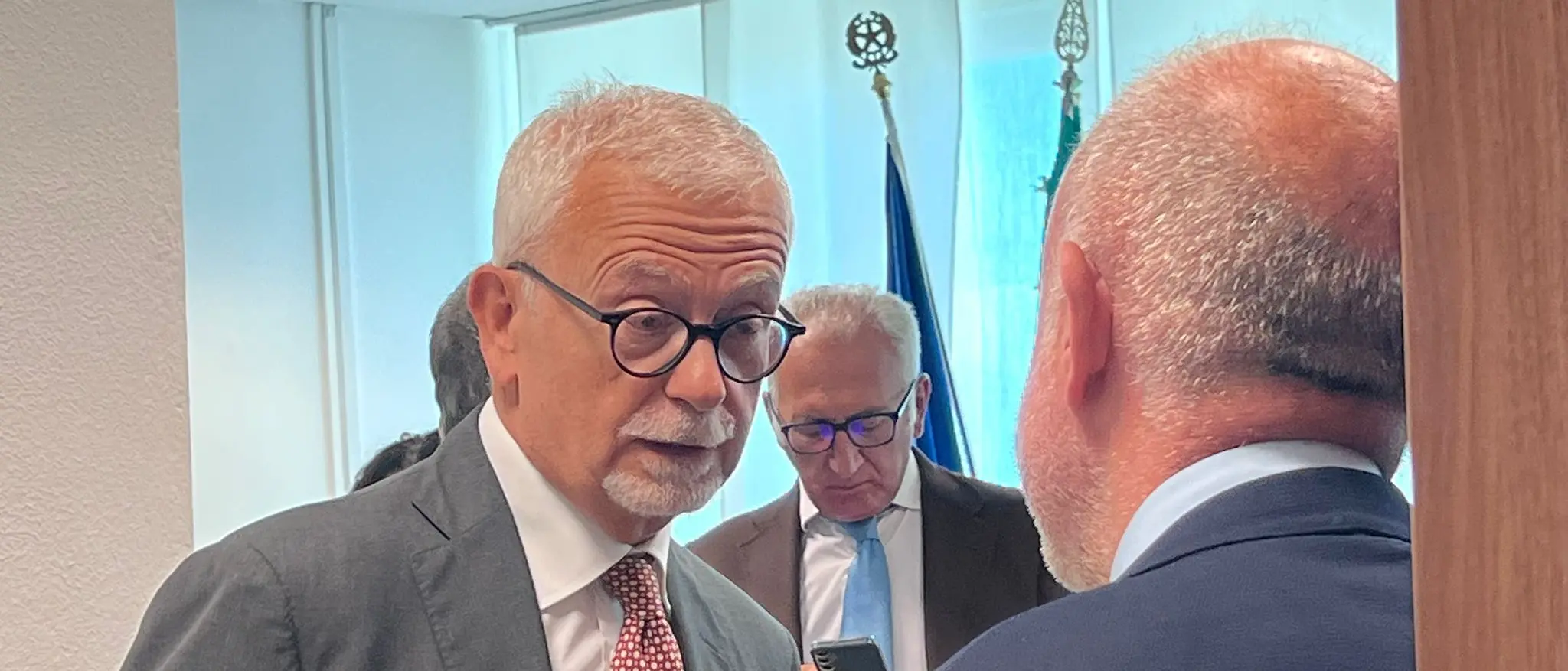 Borrelli, primo giorno\u00A0da procuratore di Reggio Calabria:\u00A0«’Ndrangheta fenomeno globale, non si ferma ai confini»\n