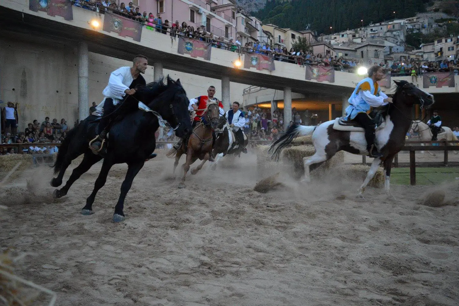 Torna a Stilo il Palio di Ribusa, un viaggio nel Seicento calabrese sulle orme di Tommaso Campanella\n