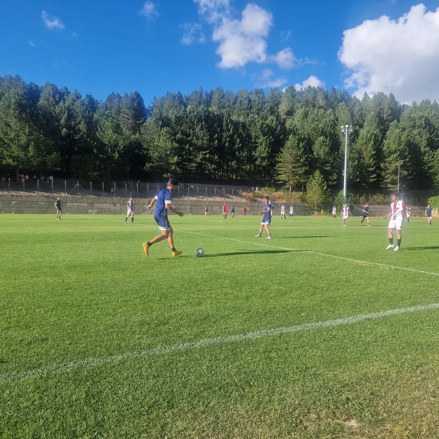 Cosenza, sette reti alla PLM Morrone nell'allenamento congiunto | VIDEO\n