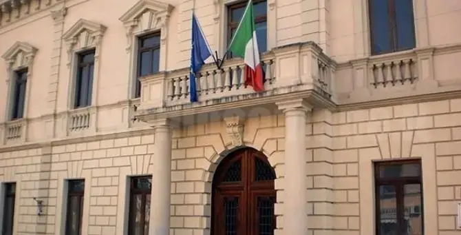 Castrovillari, il Consiglio comunale approva una mozione per candidare i bimbi di Gaza al Nobel per la Pace\n