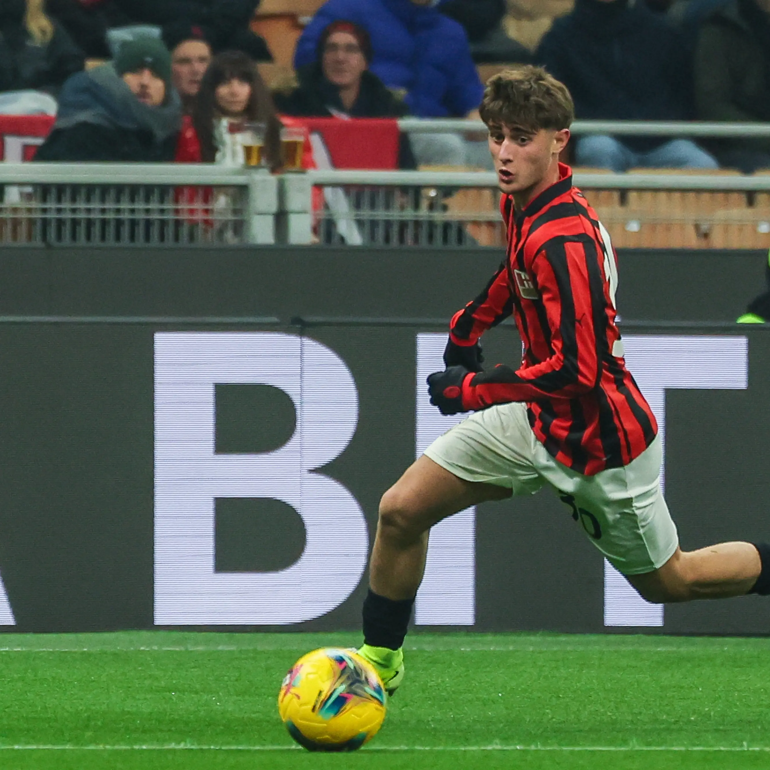 Catanzaro, Mattia Liberali a un passo dai giallorossi: si tratta col Milan per il trasferimento\n