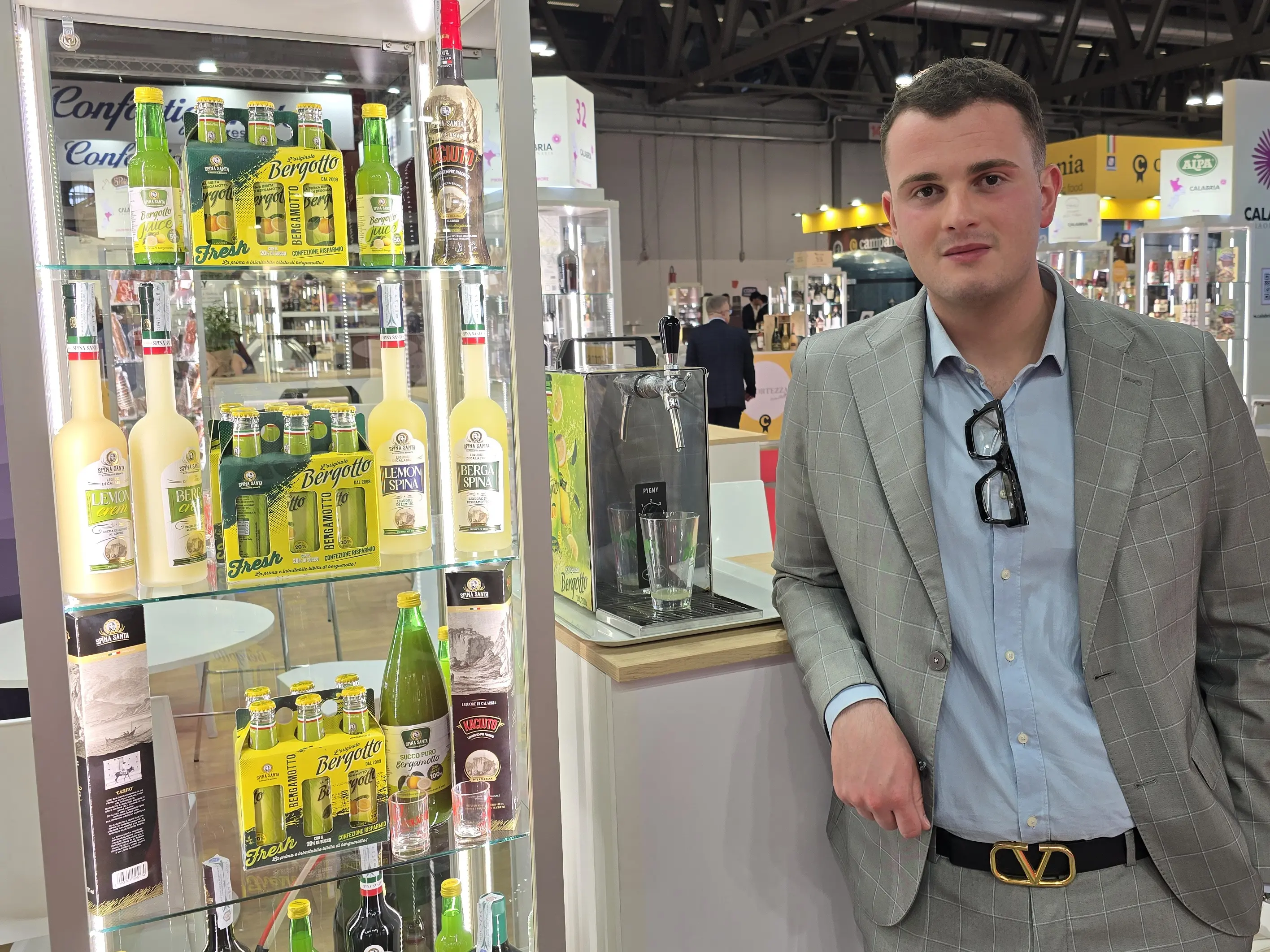 L’appello di Bruno Autelitano: «Quest’estate scegliamo la Calabria, premiamo le nostre eccellenze»