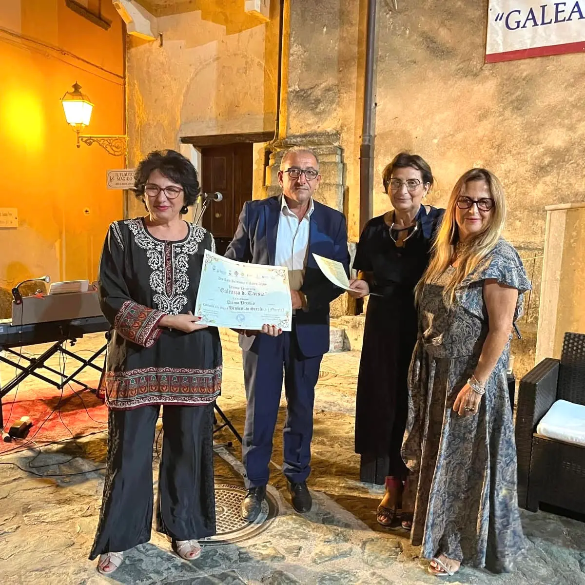 «Erano naufraghe, ora sono viaggiatrici»: Nuccia Benvenuto racconta la forza delle donne\u00A0nella storia\n