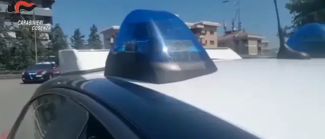 Armi,\u00A0droga e\u00A0una bomba a mano, 9 misure cautelari a Cosenza