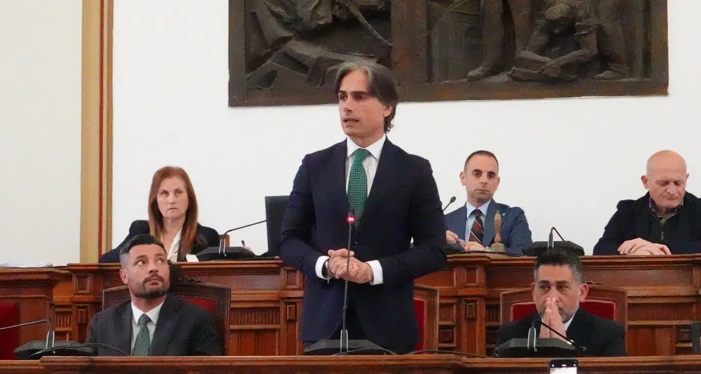 I tagli all’Alta velocità in Calabria, Falcomatà: «Questo Governo è una sciagura per il Sud»\n