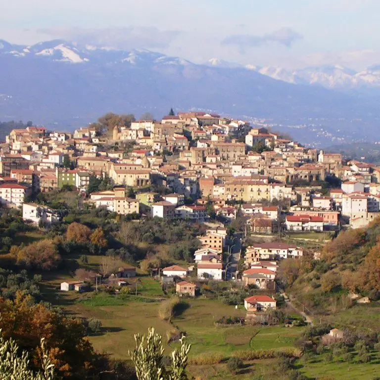Torano Castello valorizza la zona di Sartano: un convegno e un libro per rilanciare la\n\nfrazione\n