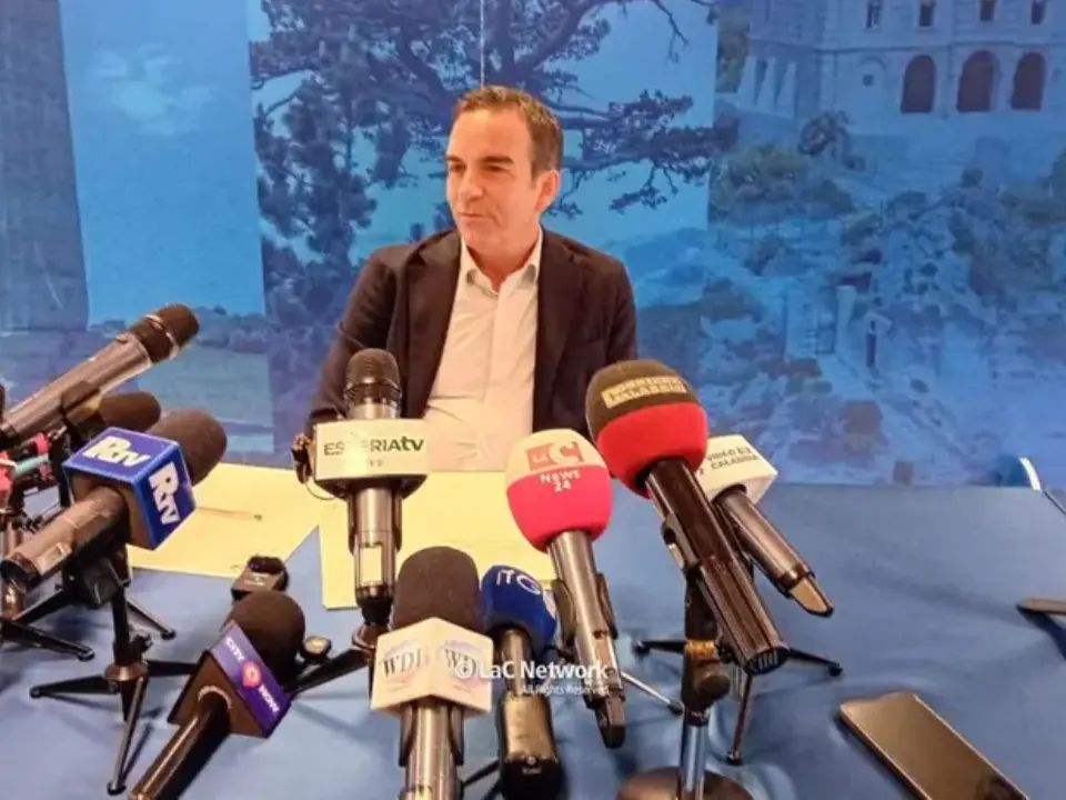 Dimissioni di Occhiuto, il retroscena: gli incontri con Meloni e Tajani, poi la strategia per il contropiede al centrosinistra