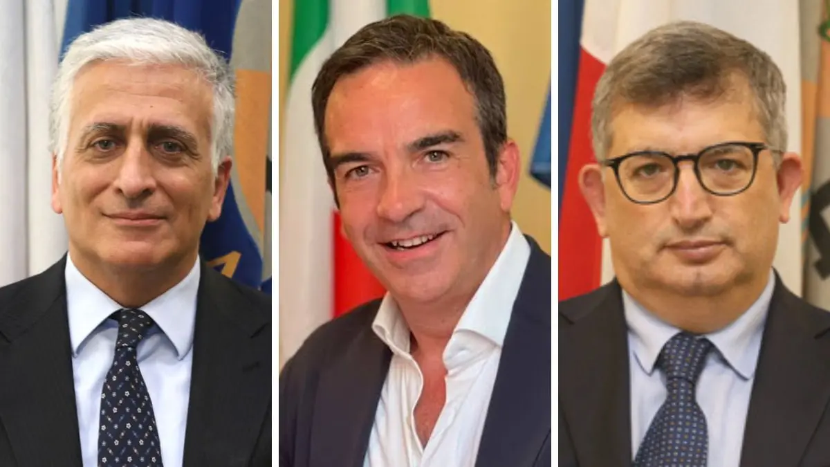 Nella foto il consigliere regionale Giuseppe Graziano, il presidente della Regione Calabria, Roberto Occhiuto e il consigliere regionale Francesco De Nisi