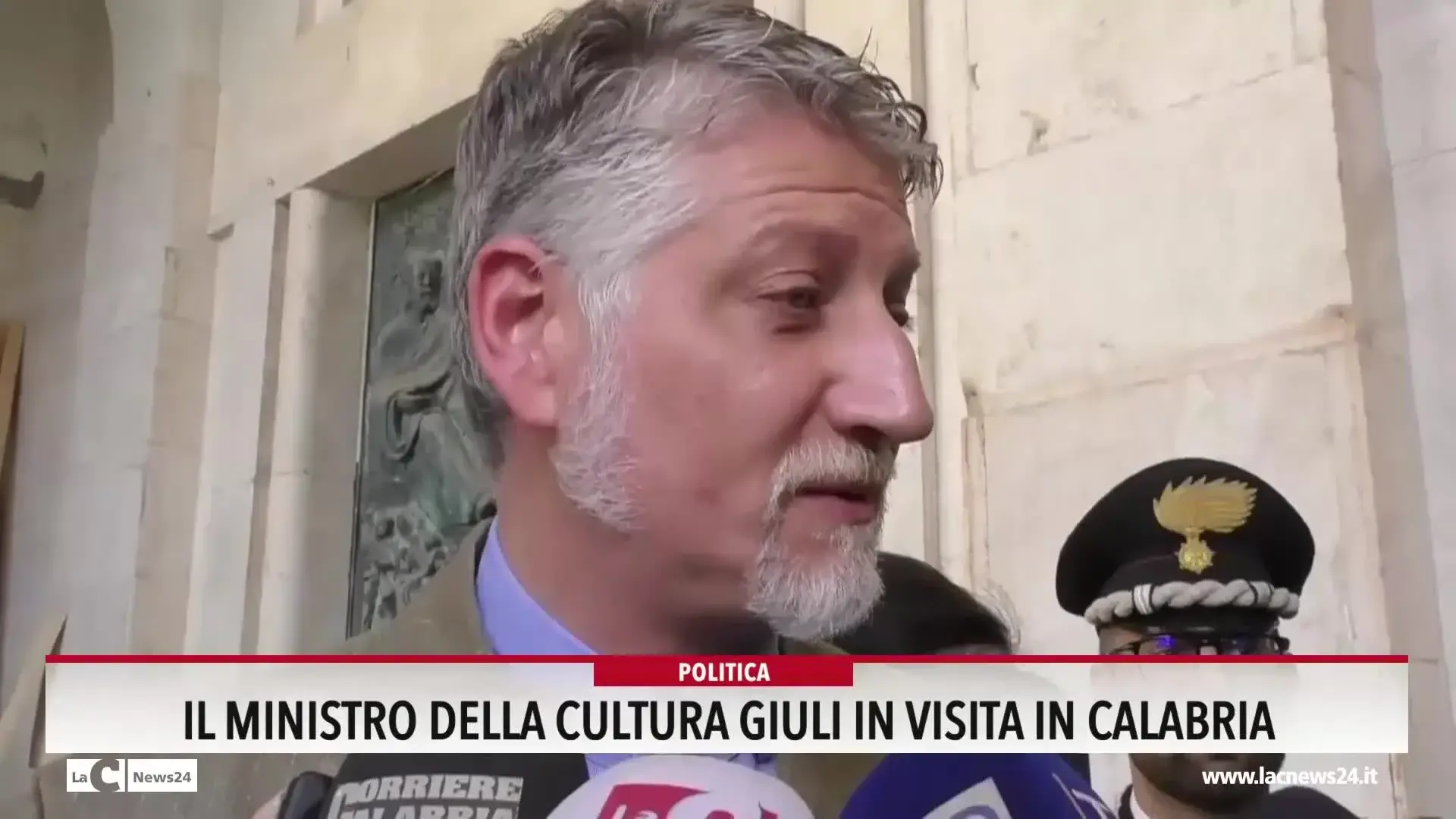 il Ministro della cultura Giuli in visita in Calabria