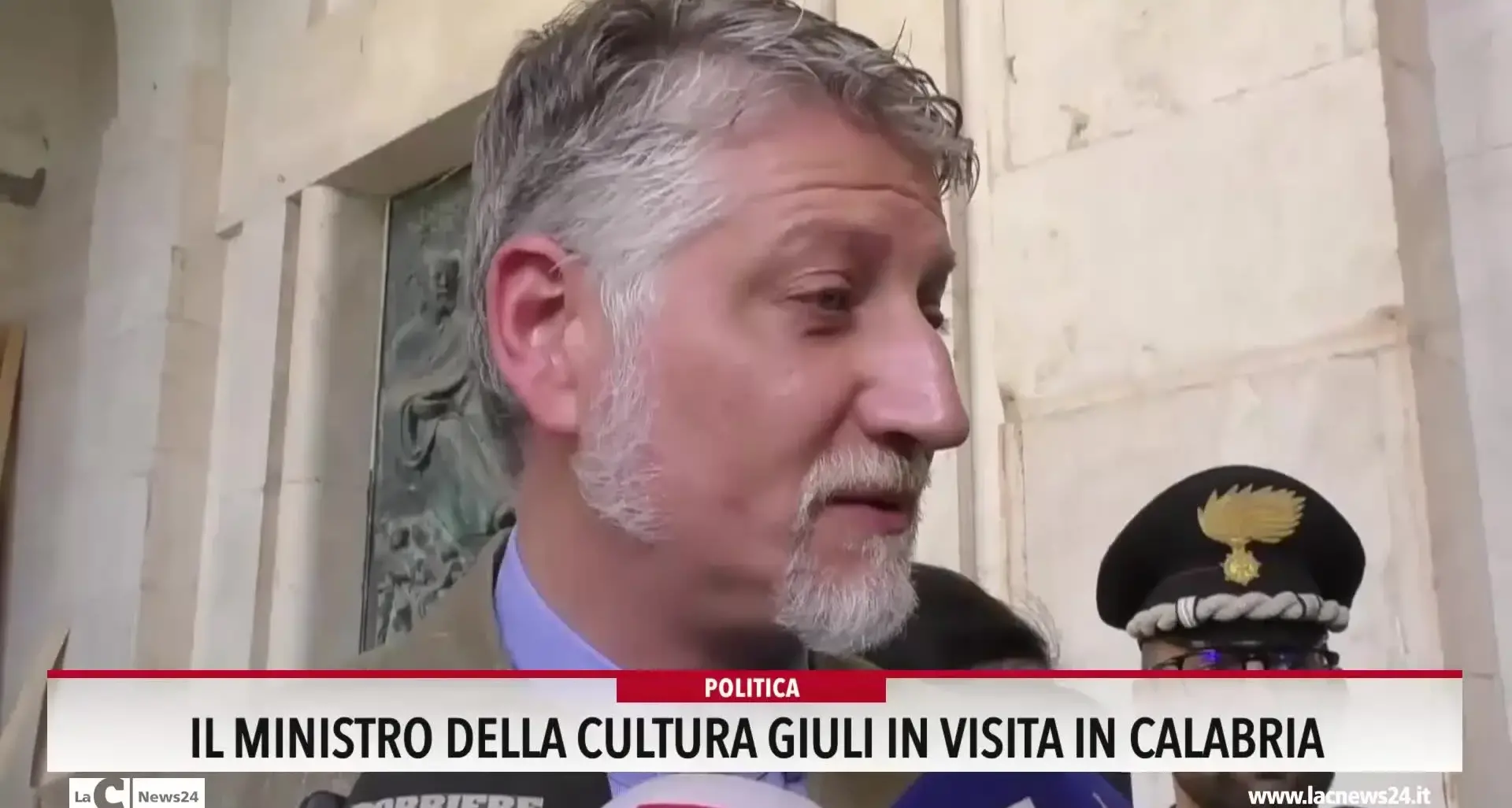 il Ministro della cultura Giuli in visita in Calabria
