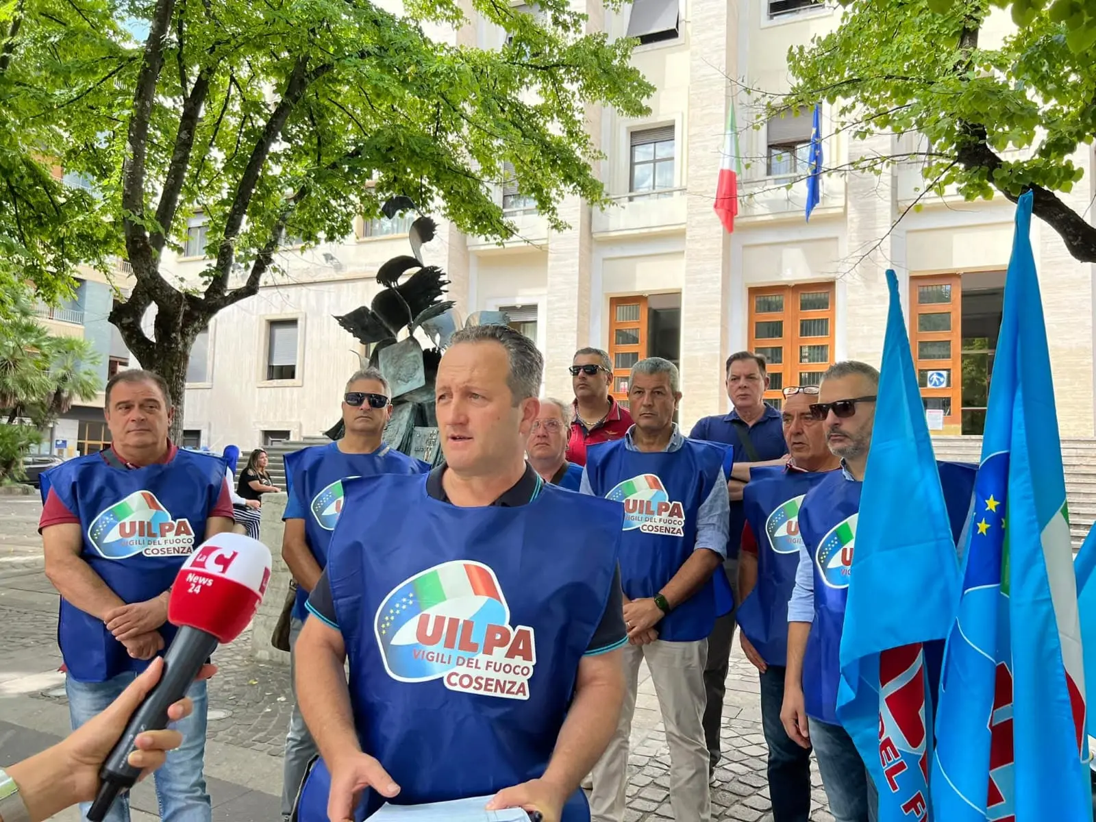 Paola e Fuscaldo avranno nuove sedi dei Vigili del Fuoco: la UILPA VV.F. Cosenza soddisfatta, ma chiede più risorse per tutta la provincia\n