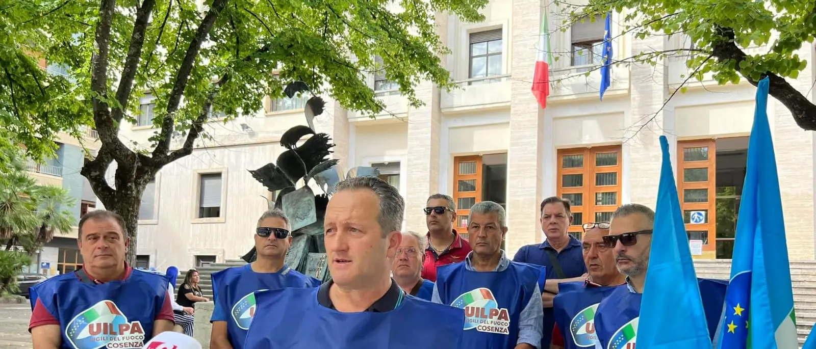 Paola e Fuscaldo avranno nuove sedi dei Vigili del Fuoco: la UILPA VV.F. Cosenza soddisfatta, ma chiede più risorse per tutta la provincia\n