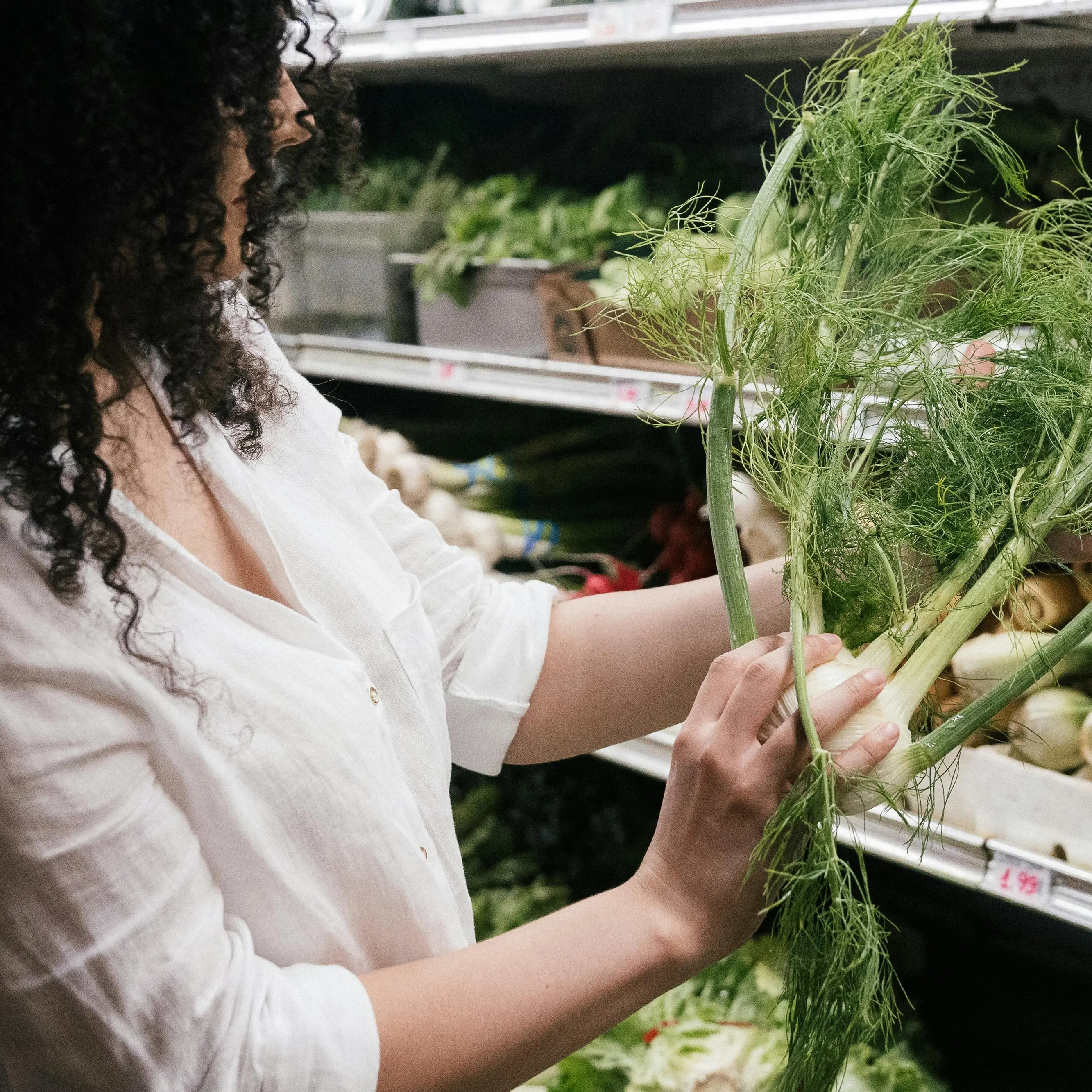 Luglio rovente per i consumi: volano alimentari e ristorazione, inflazione su dell’1,7% in un mese\n