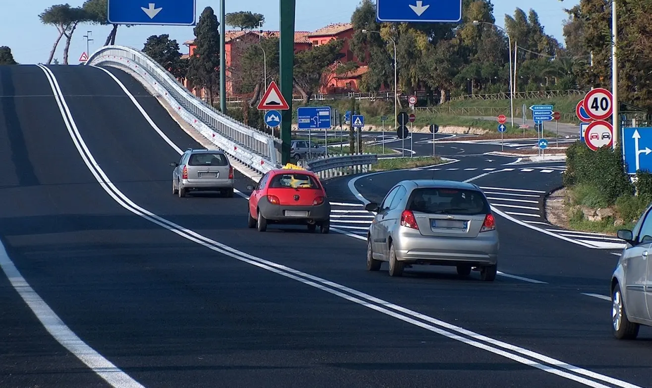 Primo weekend di agosto da bollino nero anche in Calabria: previsto traffico in aumento sull’A2 e sulla Statale 106\n