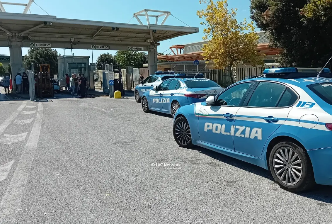 Catanzaro, commercianti e produttori in protesta al mercato agroalimentare Comalca\n
