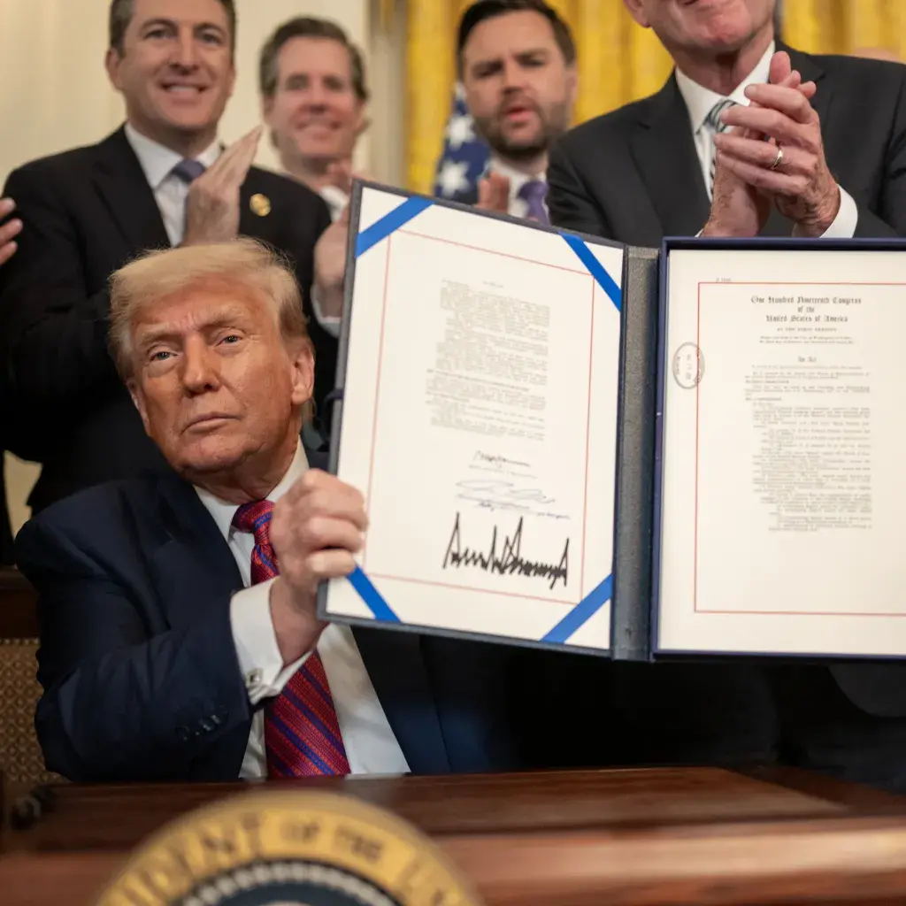 Trump conferma gli accordi commerciali con l’Ue, dazi al 15% dal prossimo 7 agosto\n