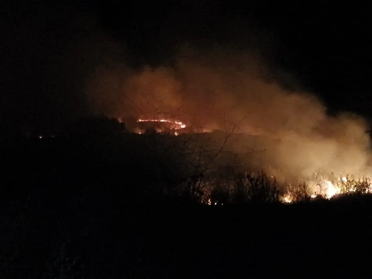 Droni ancora in stand-by e incendi in aumento: la Calabria brucia con la gara d’appalto ancora ferma
