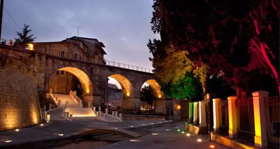 Cosenza, nuove luci artistiche valorizzeranno i monumenti e i beni architettonici del centro storico\n