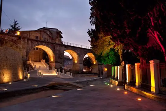 Cosenza, nuove luci artistiche valorizzeranno i monumenti e i beni architettonici del centro storico\n