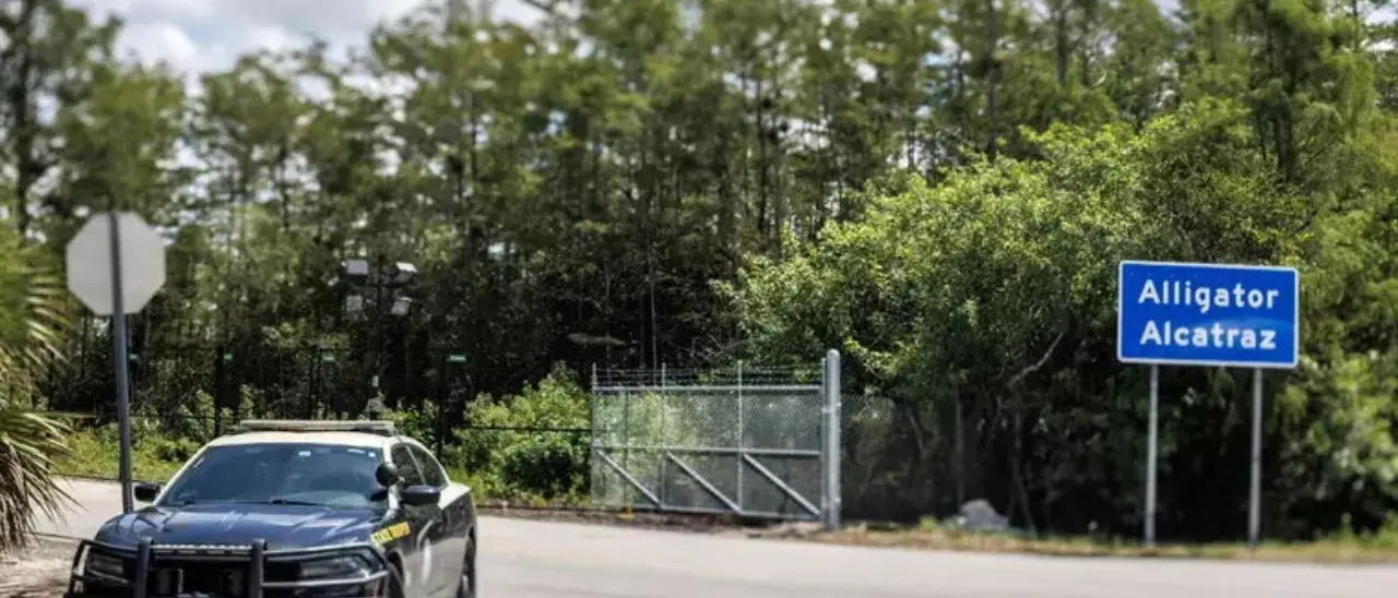 Florida, un altro italiano detenuto a Alligator Alcatraz: Farnesina al lavoro