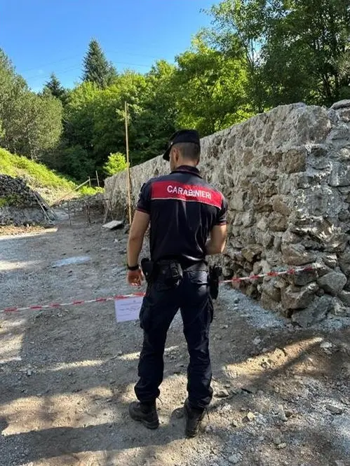 Morano Calabro, abusivismo edilizio nel Parco del Pollino