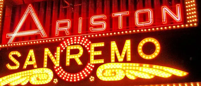 Sanremo appeso a un filo: Rai pronta a traslocare il Festival a Torino tra veleni, soldi e paura di flop\n