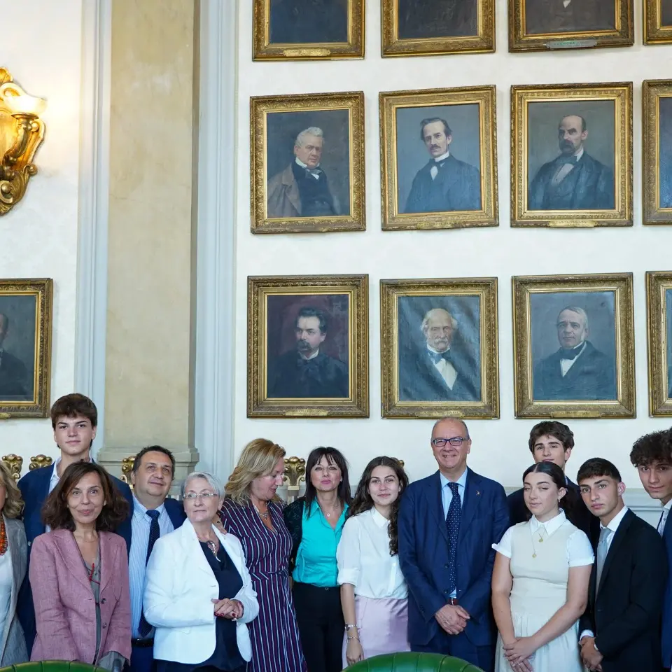 Valditara incontra l’Ufficio dei Presidenti di Consulta: «Le rappresentanze studentesche italiane modello per l’Europa»\n