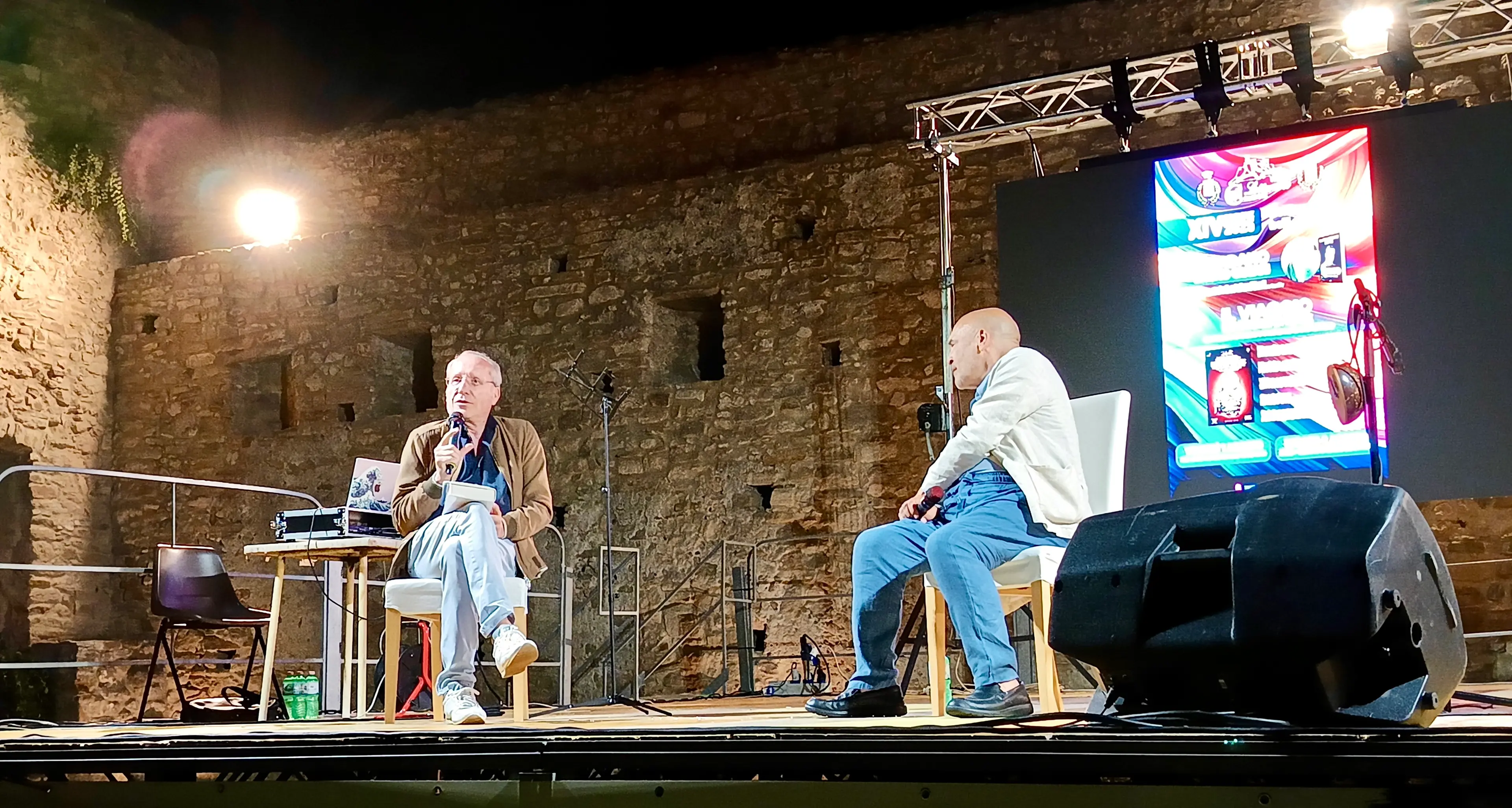 Capire il fascismo partendo da “Benito”: il Premio Caccuri comincia il suo tour da Cleto e dal libro di Bruno Guerri